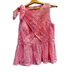 Lilly Pulitzer Pink Eyelet Top Size 4 Bow Shoulder Peplum Resort Feminine